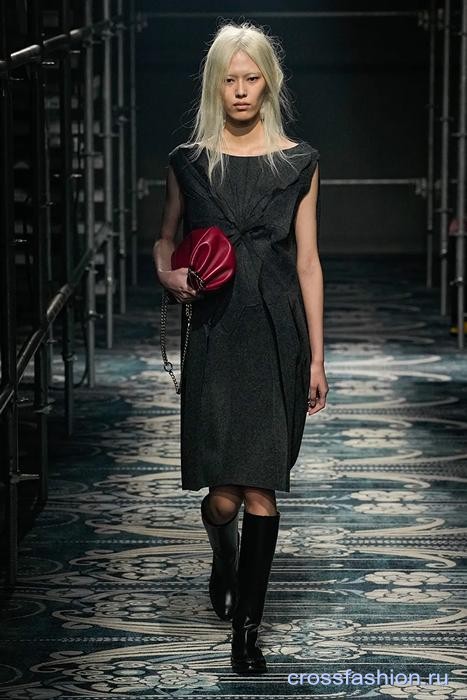 Prada fall 2025 28