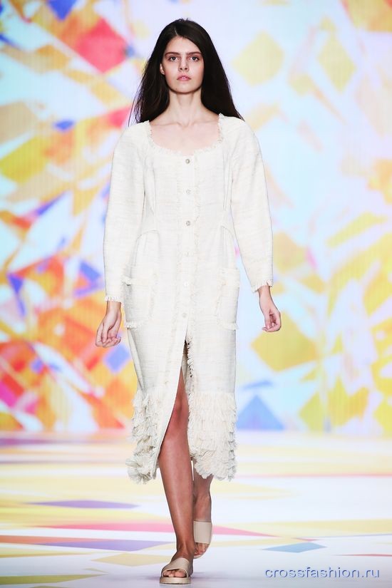 Mercedes-Benz Fashion Week Russia: LAROOM коллекция весна-лето 2016