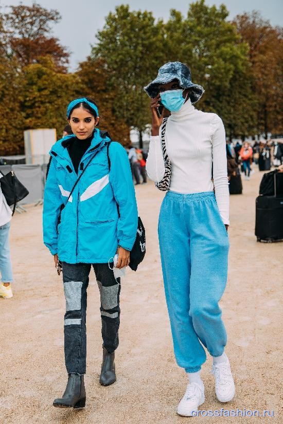 Paris street style ss 2021 88