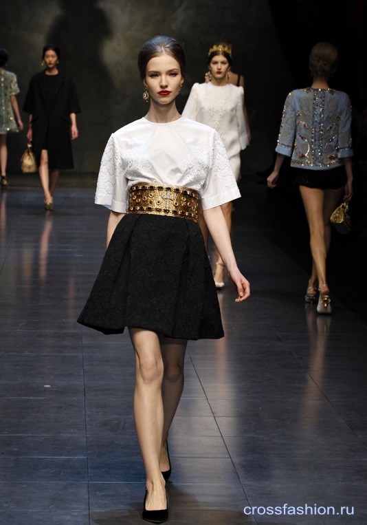 dolce-and-gabbana-fw-2014-women-fashion-show-runway-42