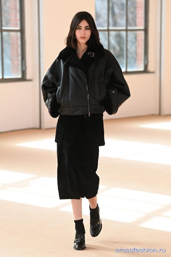 Max Mara fall 2021 38