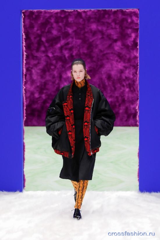 Prada fall 2021 2022 21