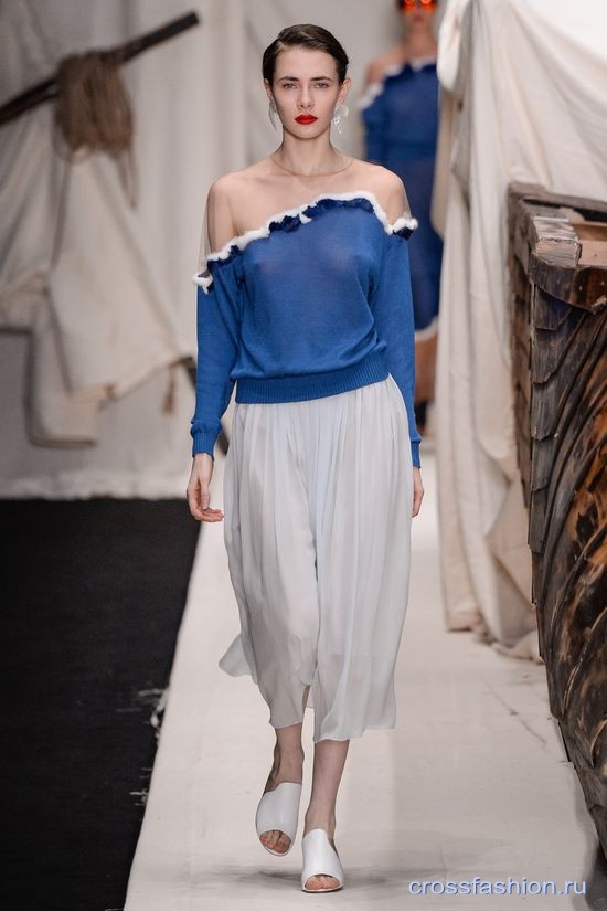 cf Alena Akhmadullina ss 2016 28