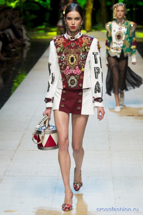 dolce-gabbana-kollektsiya-vesna-leto-2017