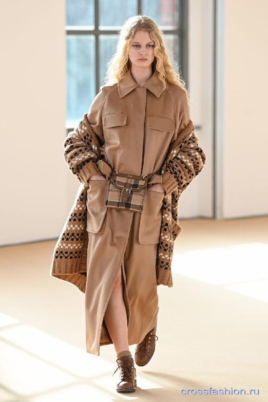 Max Mara fall 2021 20