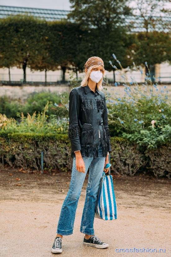 Paris street style ss 2021 90