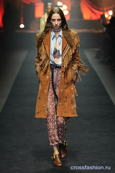 Etro 3