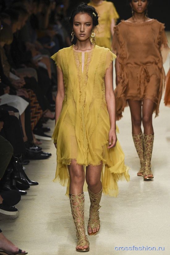 cf Alberta Ferretti ss 2016 49