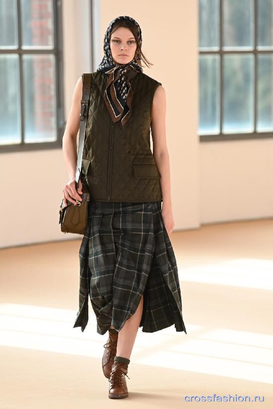 Max Mara fall 2021 10