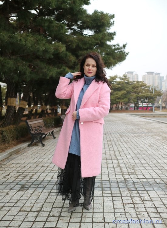 Look с розовым пальто и о том, почему нехватка длины и объема может испортить образ