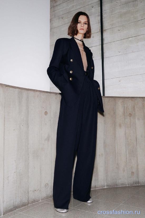 Victoria Beckham fall 2021 20