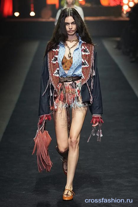 Etro 44