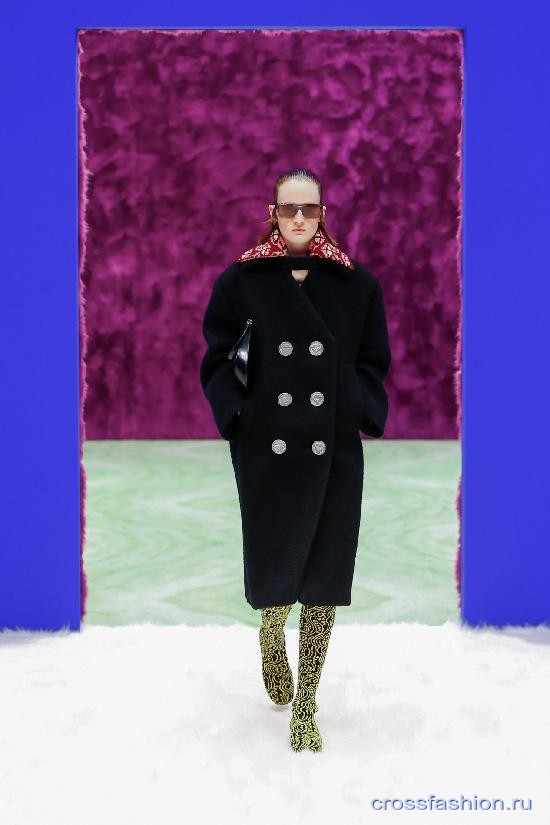 Prada fall 2021 2022 16