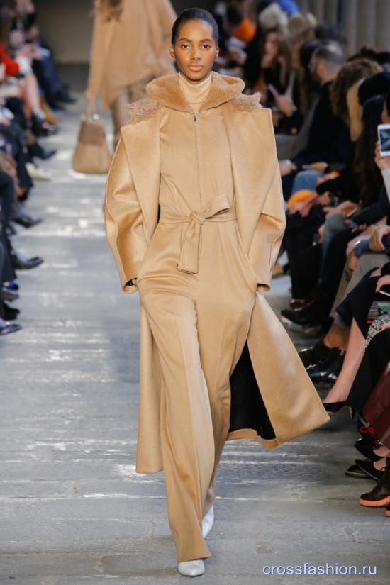 Max Mara fall 2017 2018 30