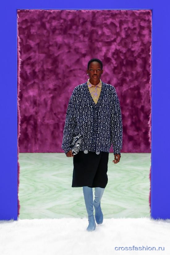 Prada fall 2021 2022 18