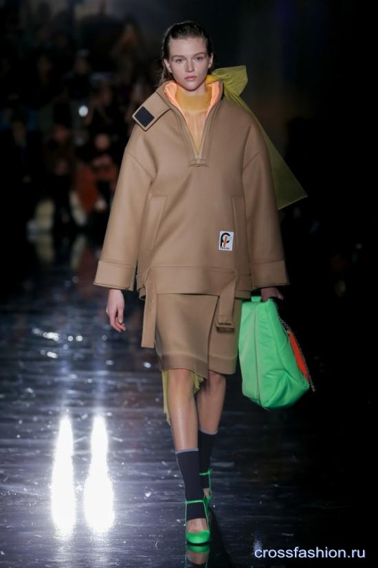 Prada fall 2018 12