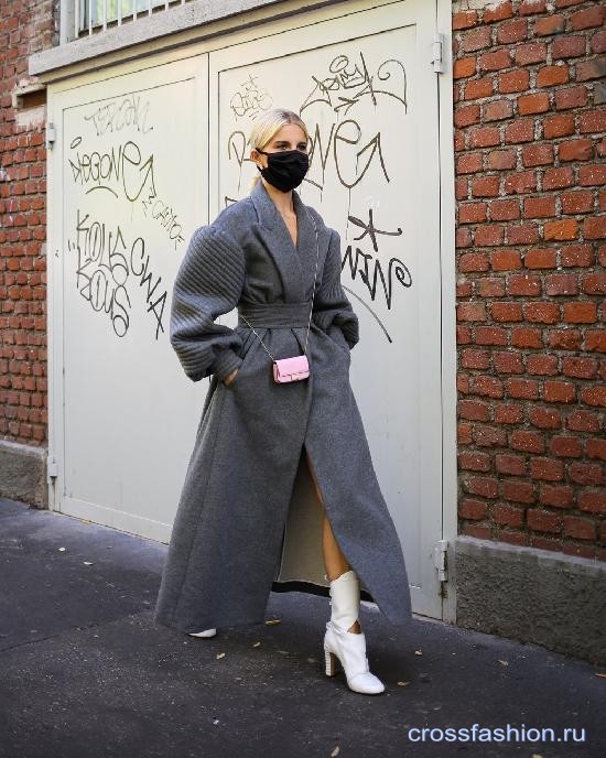 Street style milan september 2020 39