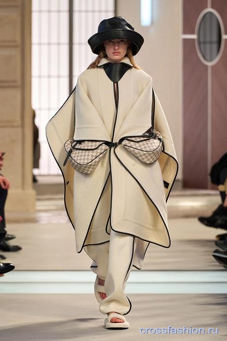 Louis Vuitton fall 2025 23