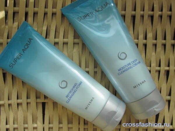 Missha Super Aqua Moisture Deep Cleansing Cream