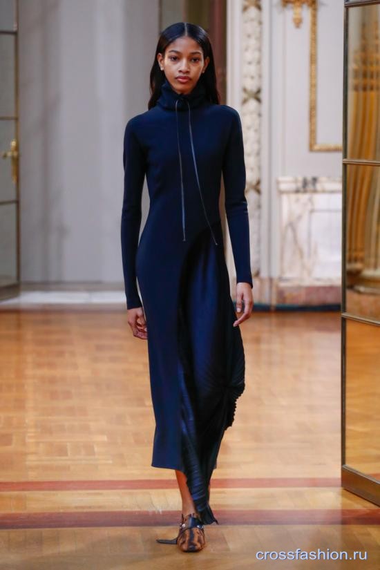 Victoria Beckham fall 2018 15