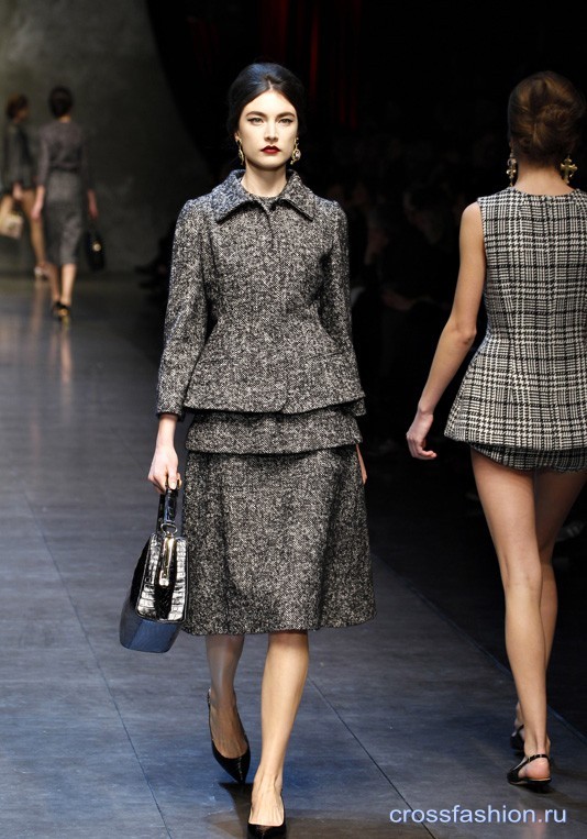 dolce-and-gabbana-fw-2014-women-fashion-show-runway-23