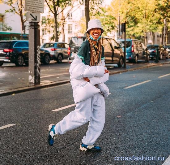 Paris street style ss 2021 19