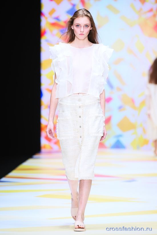Mercedes-Benz Fashion Week Russia: LAROOM коллекция весна-лето 2016