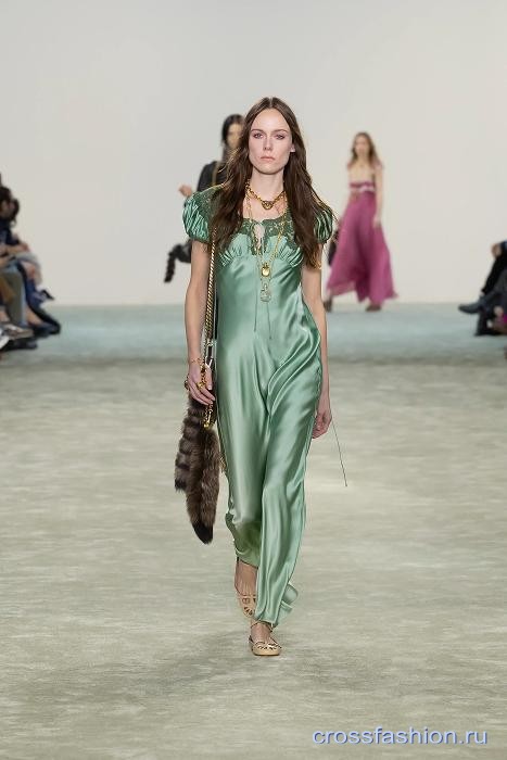 Chloe fall 2025 30