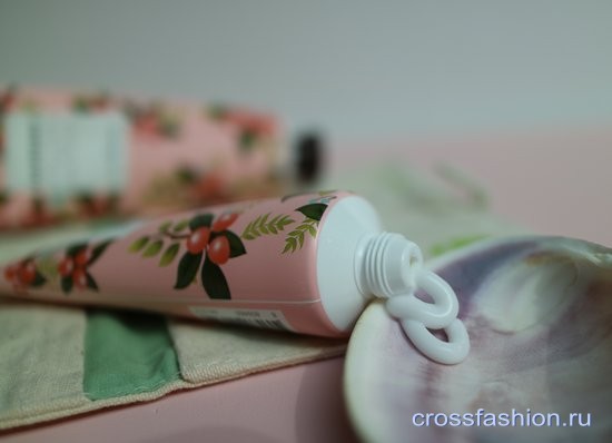 Raspberry hand cream with shea butter и Mint&vaseline softening foot cream