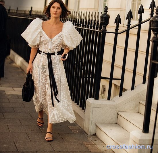 Стрит стайл Недели моды в Лондоне, сентябрь 2019
