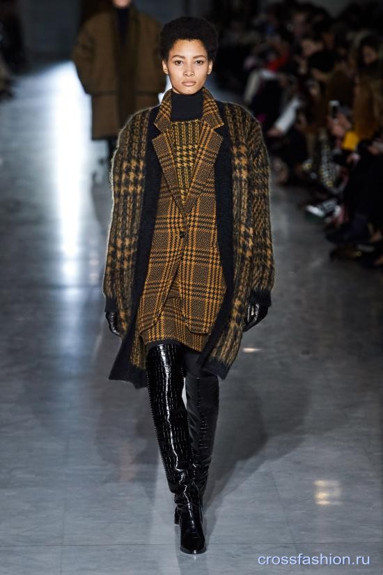 Max Mara fall 2019 23