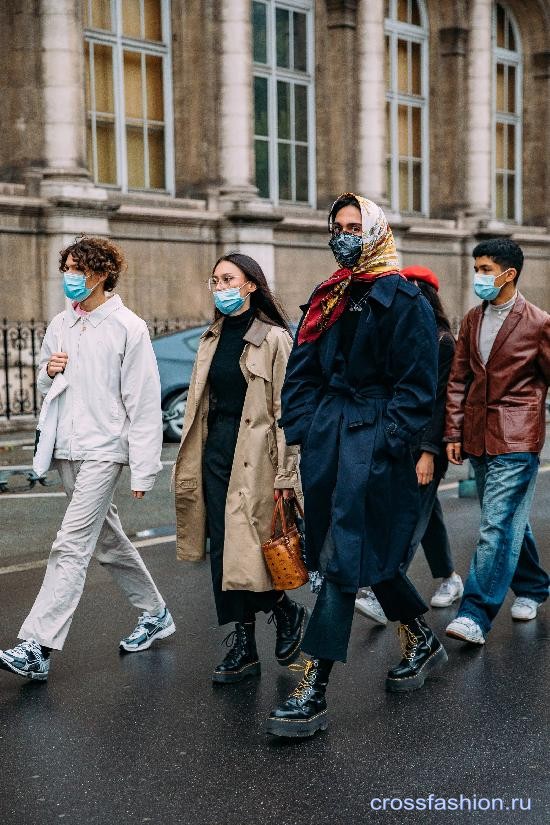 Paris street style ss 2021 11