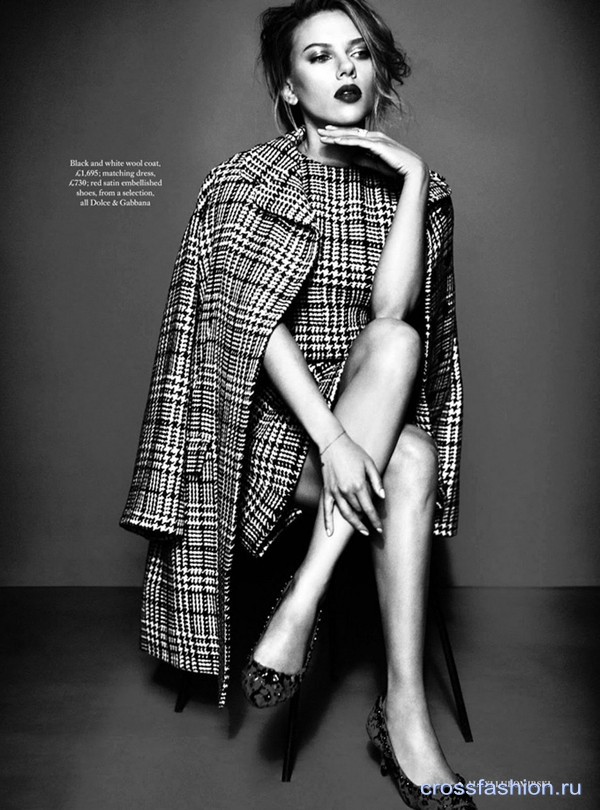Scarlett Johansson Harpers Bazaar UK October 2013-003