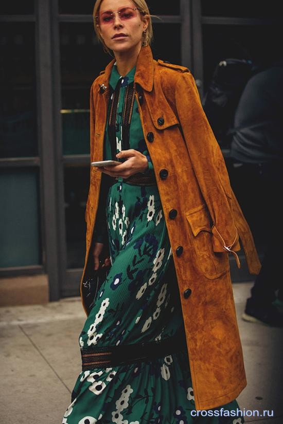 Стрит стайл Недели моды в Нью-Йорке, февраль 2018