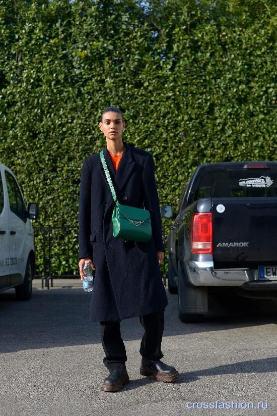 Milan FW street style 24