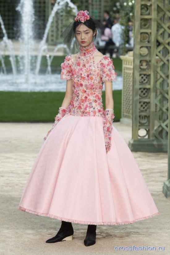 chanel-kollektsiya-haute-couture-vesna-leto-2018