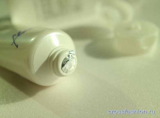 Brightening Foam Cleanser Освежающая пенка для умывания с отбеливающим эффектом
