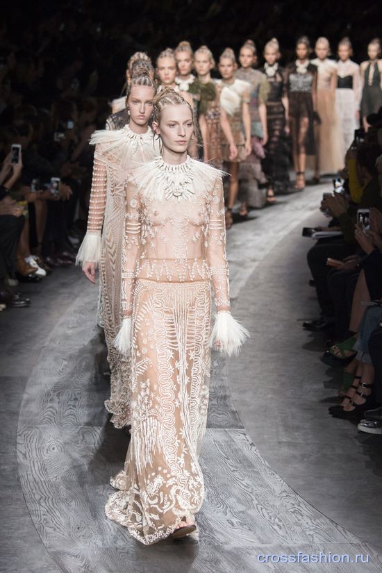 cf Valentino ss 2016 90