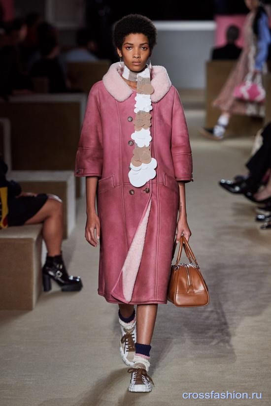 Prada resort 2020 23