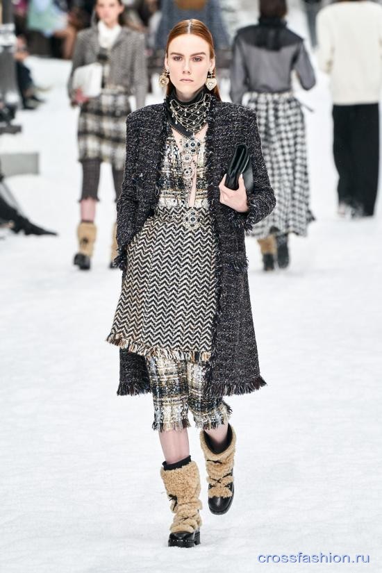 Chanel fall 2019 18