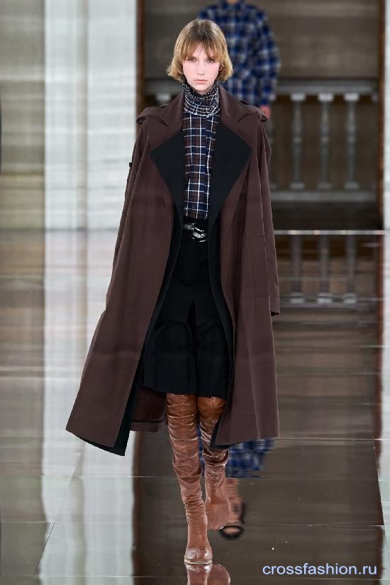 Victoria Beckham fall 2020 12