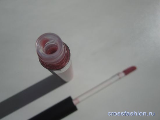 Блеск для губ Brilliant Lip Gloss 697