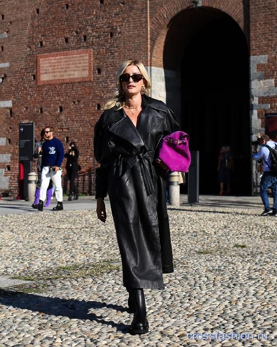 Street style milan september 2020 49