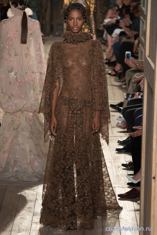 Valentino couture fw 2016-2017 38