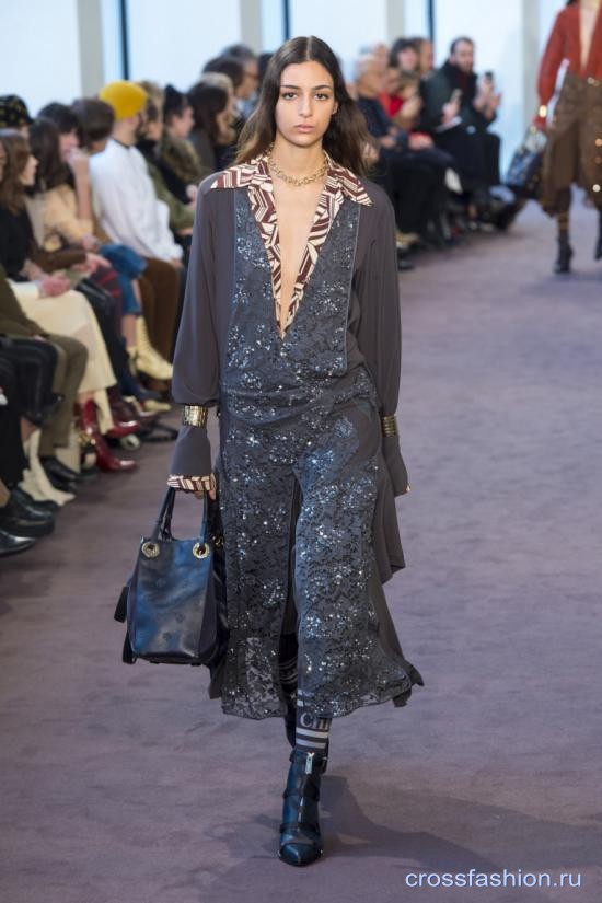 Chloe fall 2018 30