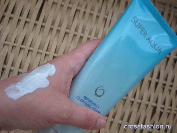 Missha Super Aqua Refreshing Cleansing Foam.