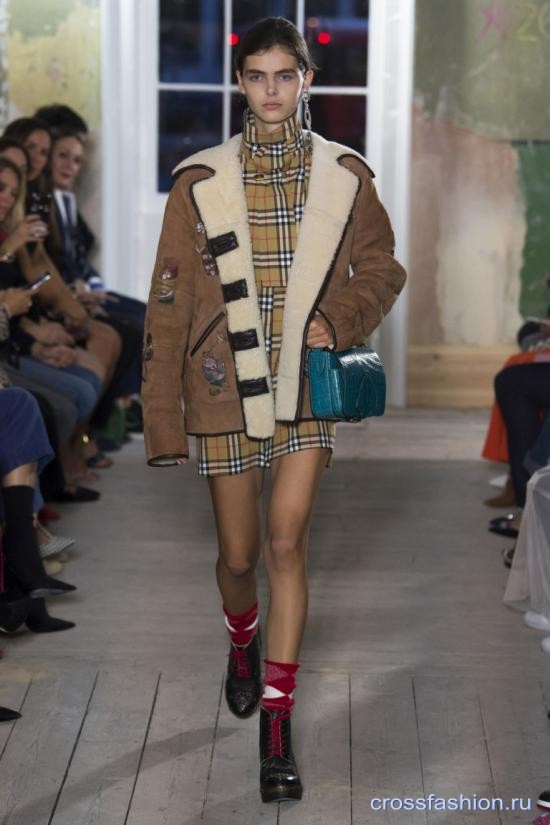 Burberry fall 2017 44