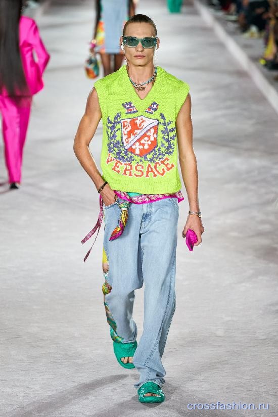 Versace ss 2022 43