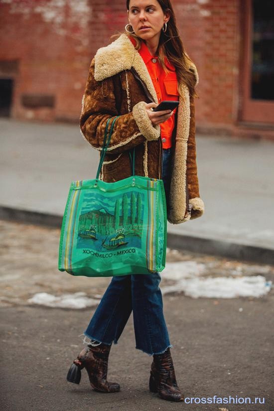 Стрит стайл Недели моды в Нью-Йорке, февраль 2018