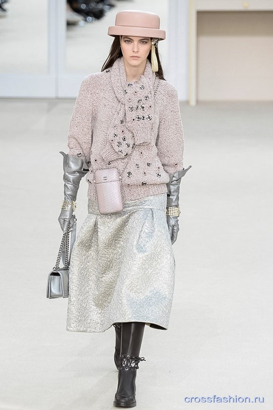 Chanel fw 2016 2017 37